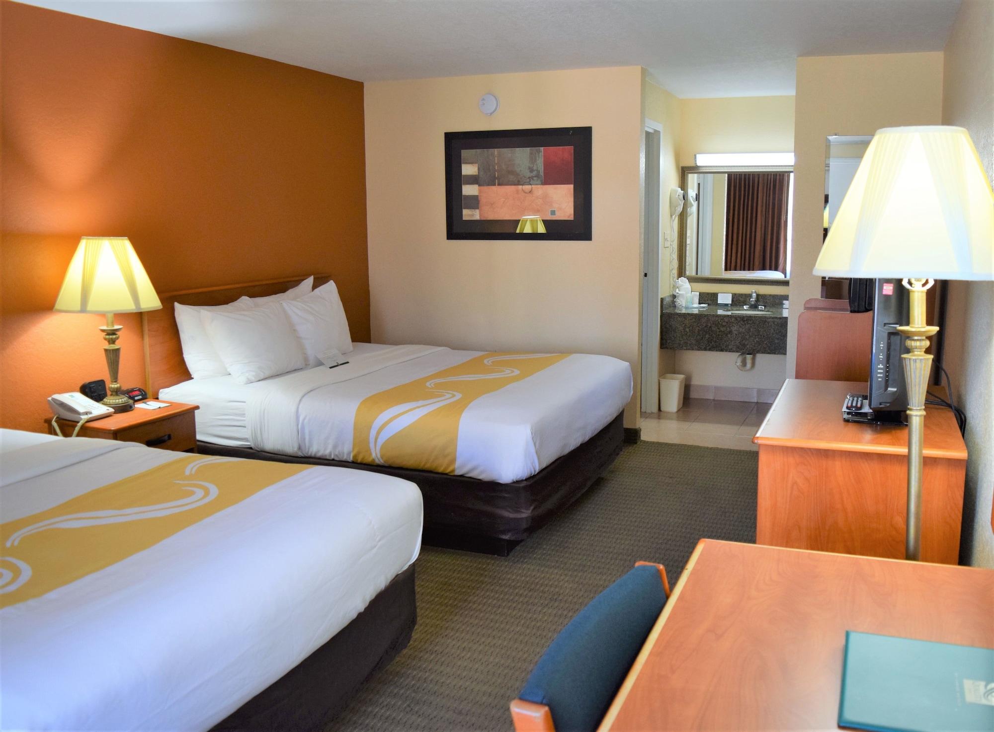 Quality Inn Kennedy Space Center Тайтъсвил Екстериор снимка